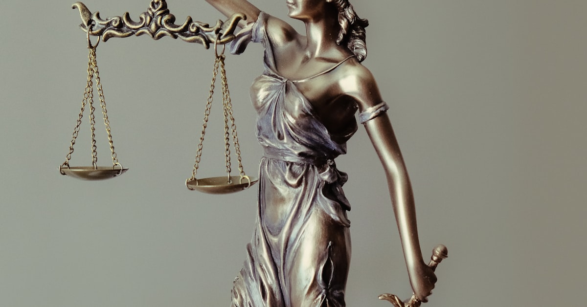 Multi-Party Commercial Litigation: Coordinating Defense Across Dozens of Parties